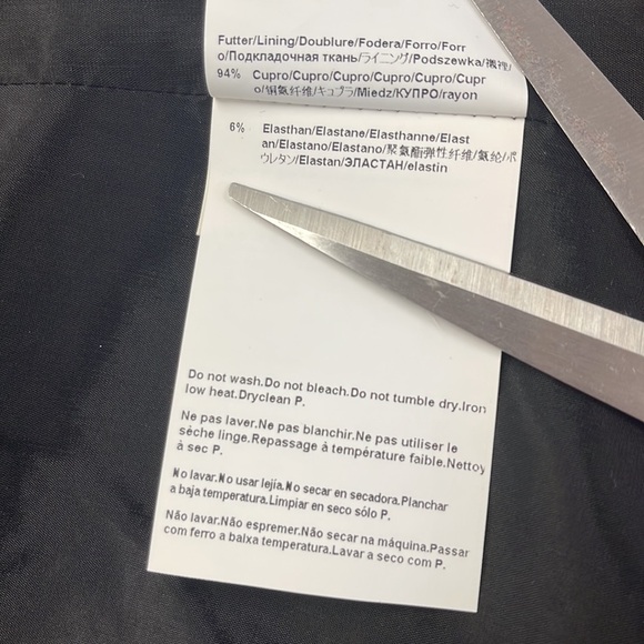 Hugo Boss navy jacket and pants set 2 - Picture 12 of 16